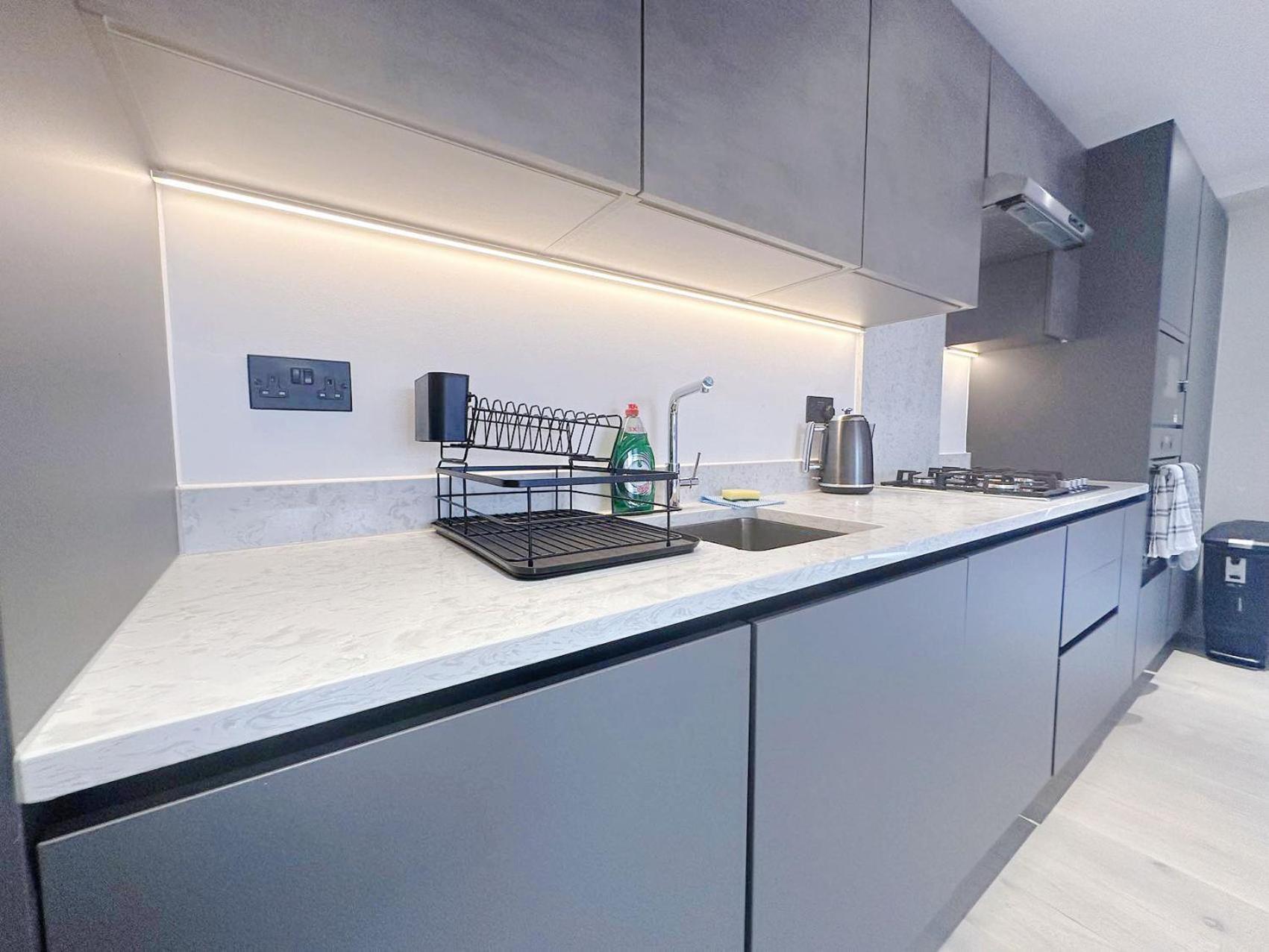 Luxury Modern Flat Near Center Apartment London Ngoại thất bức ảnh